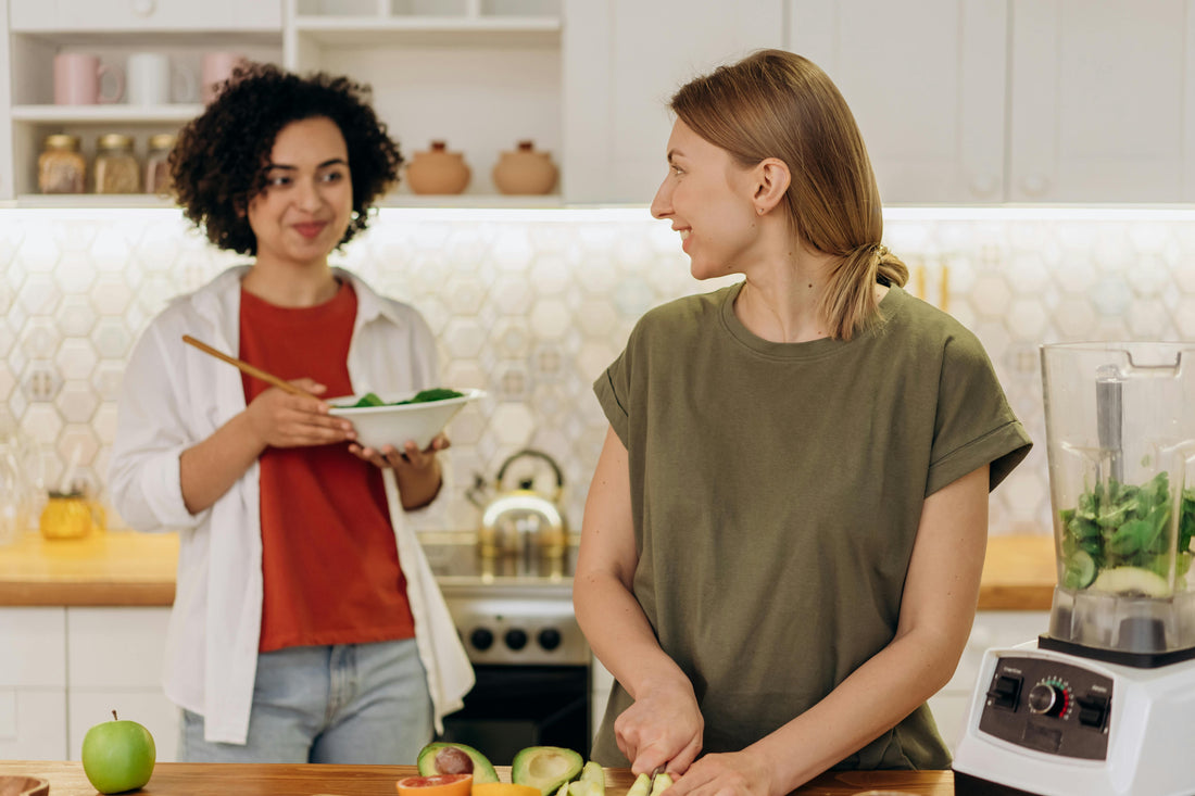 Mushroom Extracts vs. Powder: What's the Difference and Which is Better?